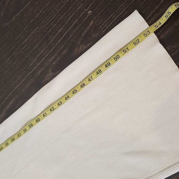 Meshki Rowen Long Sleeve Midi Ribbed Strech Dress - Picture 4 of 6